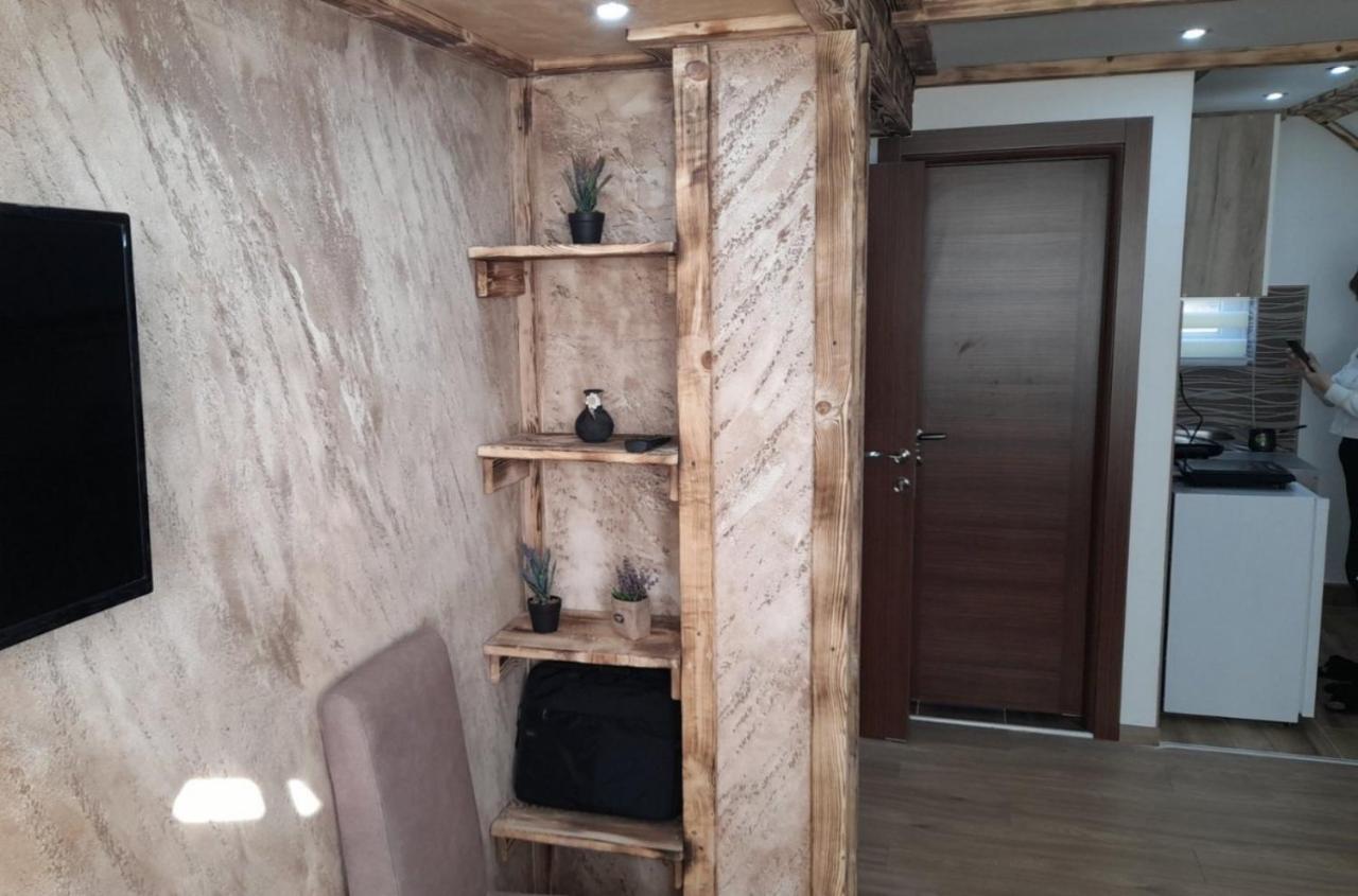 Apartmani Milosavljevic Divcibare Luaran gambar