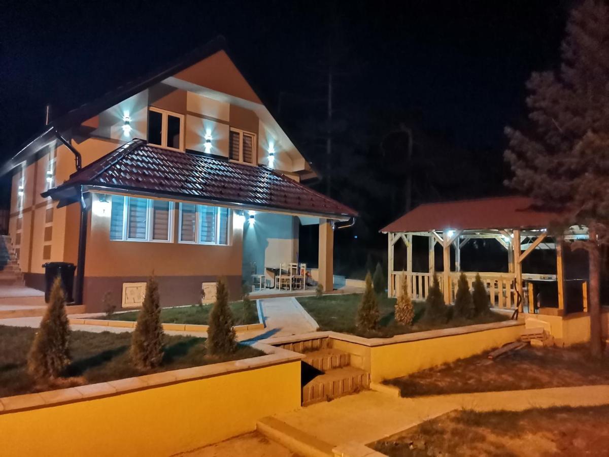 Apartmani Milosavljevic Divcibare Luaran gambar
